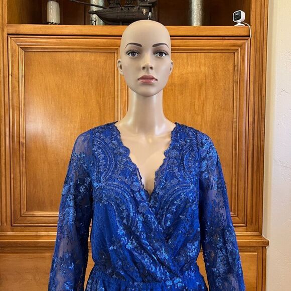 Bebe Royal Blue Hand Embellished Scalloped Romper Size Medium NWT - Picture 4 of 16
